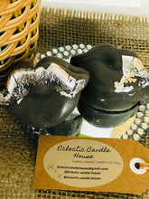 Load image into Gallery viewer, Lips Candle