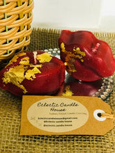 Load image into Gallery viewer, Lips Candle