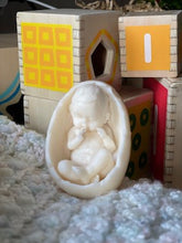 Load image into Gallery viewer, Baby in Womb Candle