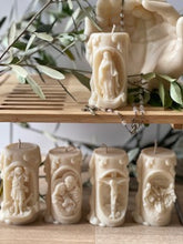 Load image into Gallery viewer, Mary 3D Pillar Candle