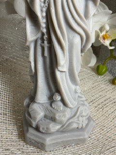 Mary Praying Candle - Large