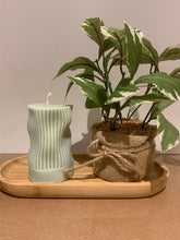 Load image into Gallery viewer, Wavy Pillar Candle