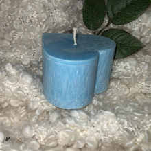 Load image into Gallery viewer, Heart Candle