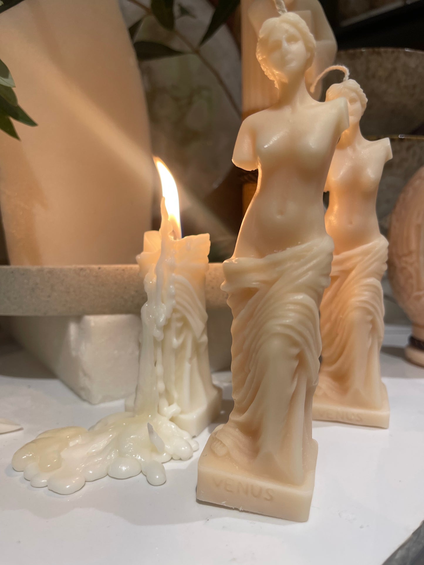 Venus Candle - Small