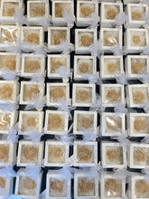 Load image into Gallery viewer, Peony Candle