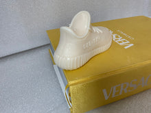 Load image into Gallery viewer, Sneaker Candle - Yeezy