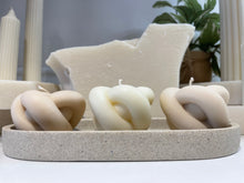 Load image into Gallery viewer, Tie-Knot Candle