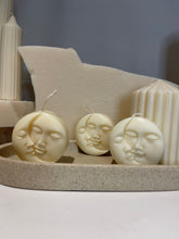 Load image into Gallery viewer, Sun/Moon Face Candle