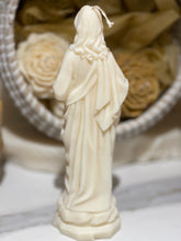 Load image into Gallery viewer, Jesus Sacred Heart Candle