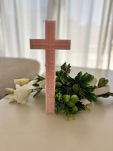 Load image into Gallery viewer, Cross Candle ‘Thankful, grateful, blessed’
