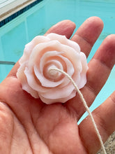 Load image into Gallery viewer, Rose Flower Candle
