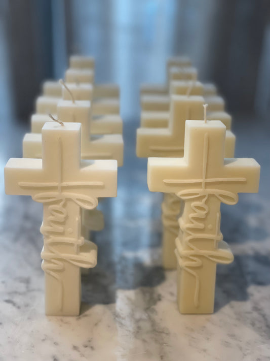Crucifix 'Faith' Candle ￼