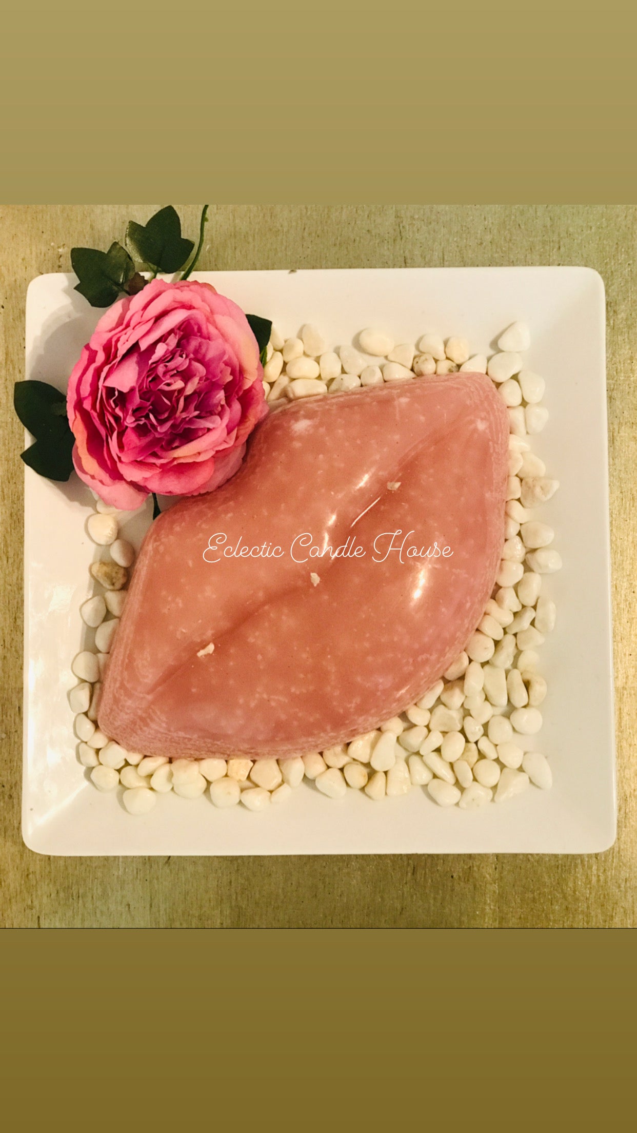 Jumbo Lips Candle