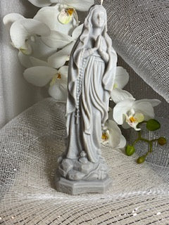 Mary Praying Candle - Large