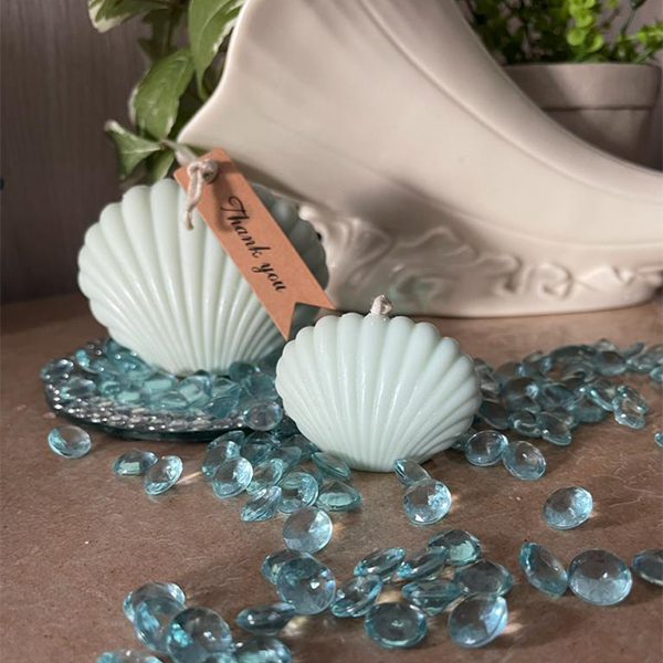 Clam Shell Candle - Small