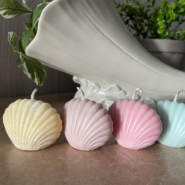 Clam Shell Candle - Small